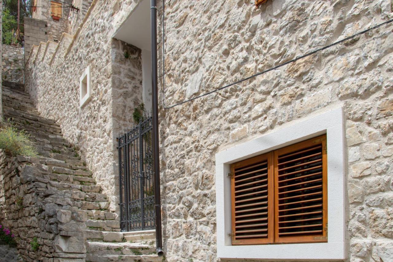 Krka Waterfalls Apartment Skradin