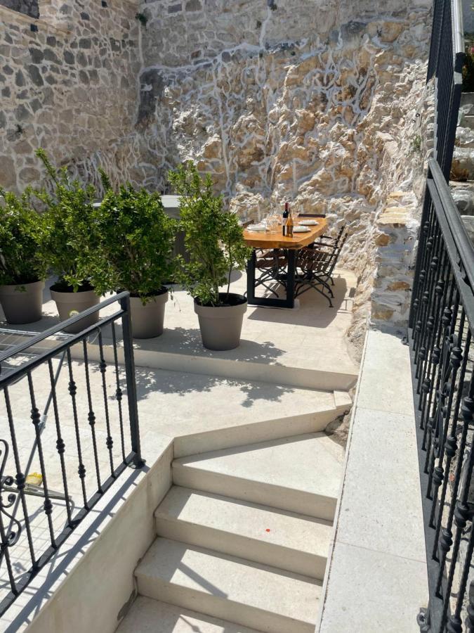 Krka Waterfalls Apartment Skradin